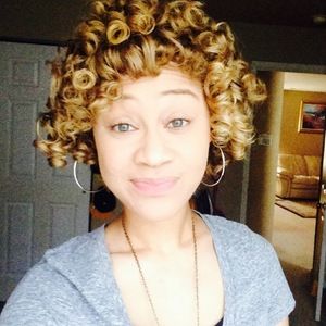 Meet your Posher, Allyson